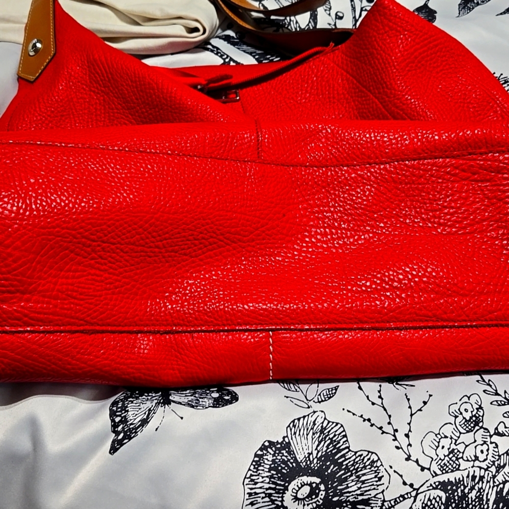 Red Leather Shoulder Bag - Picture 2 of 9